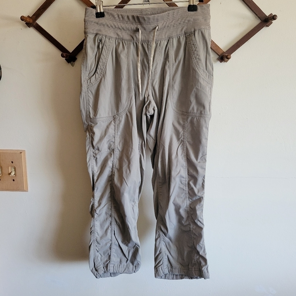The North Face Capri Pant Stretchy Drawstring Gray Extra Small XS